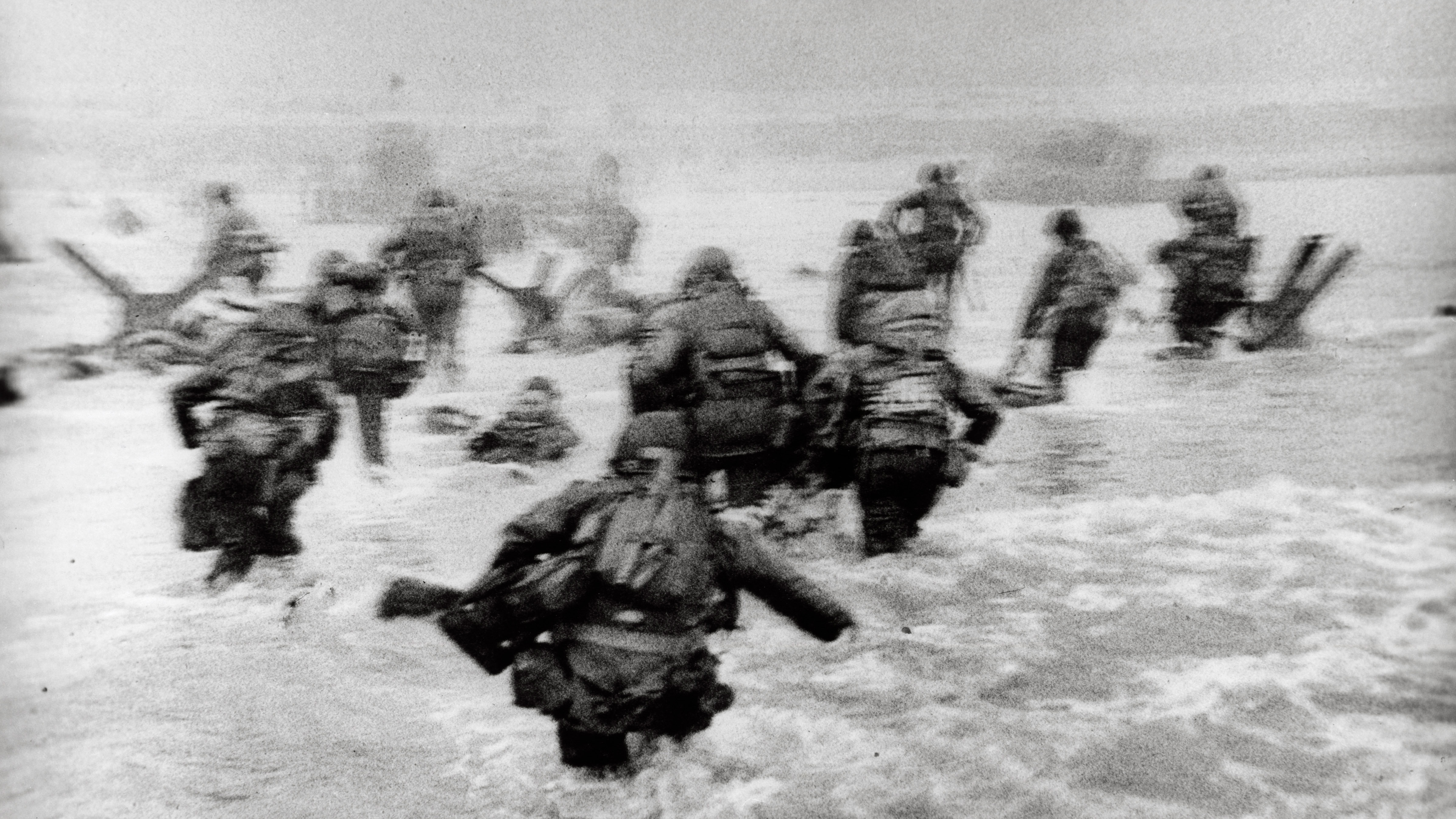 FRANCE. Normandy. June 6, 1944. U.S. troops assault Omaha Beach during the D-Day landings.