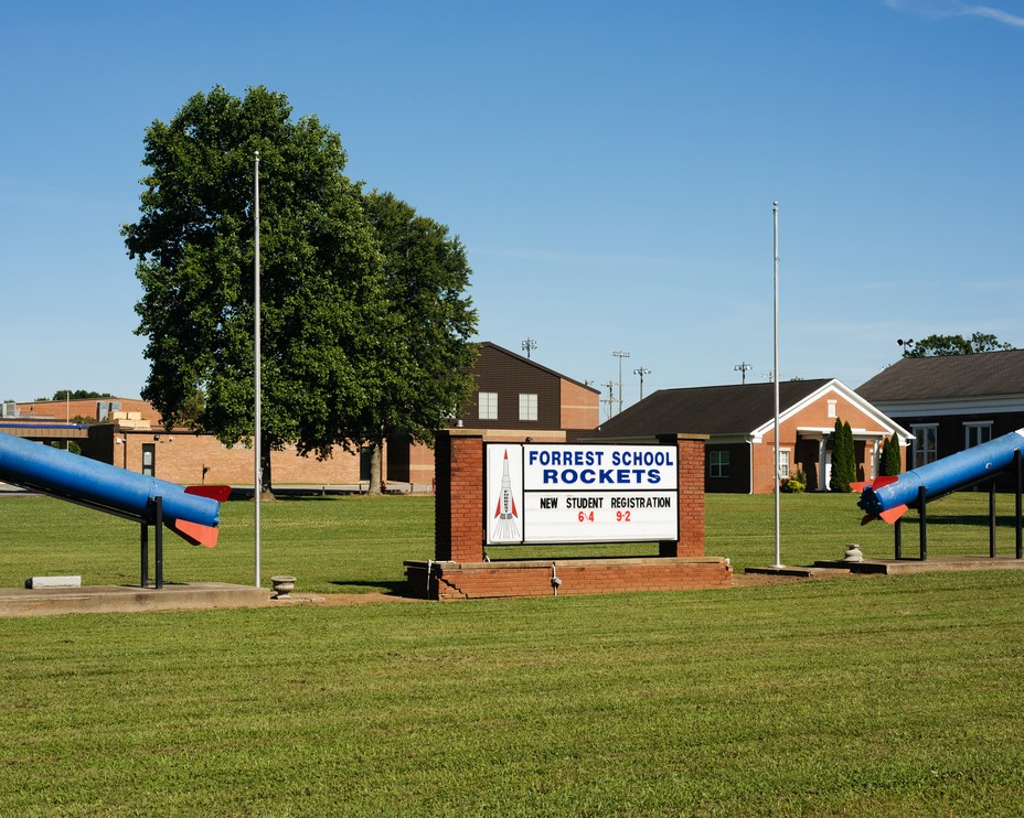 Picture of Forrest High School.